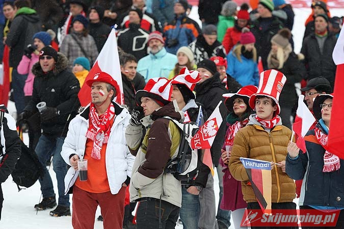 071 Kibice